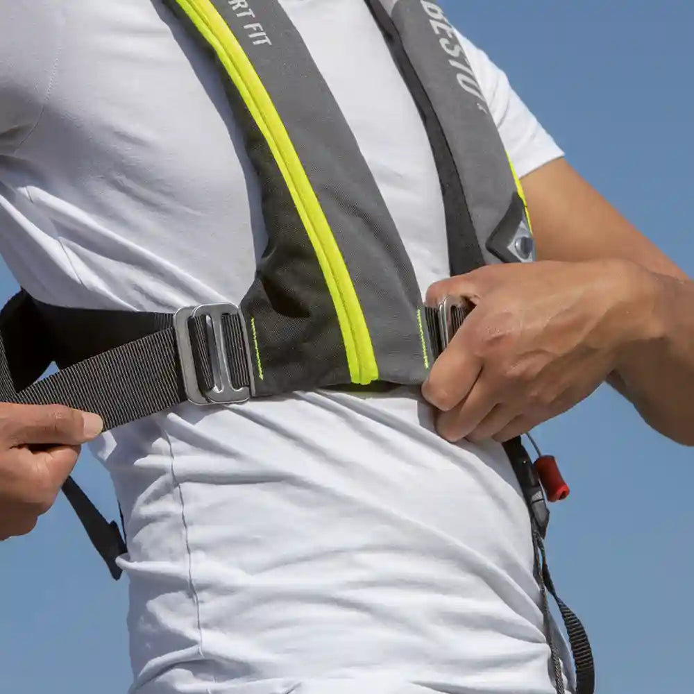 BESTO Rettungsweste Comfort Fit Pro 220N LB - mit Harness & Schrittgurt- UML PRO ELITE Auslöser